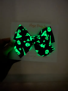 A Little Witchy *GLOW* Petite Elle