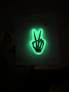 **Glow in the Dark** Peace Sign Acrylic Clip/Pin