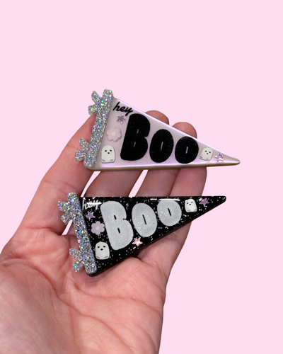 Hey Boo Pennant Acrylic Clip (2 Color Options)