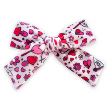 Load image into Gallery viewer, Cupid’s Daydream Velvet Ruthie Bow