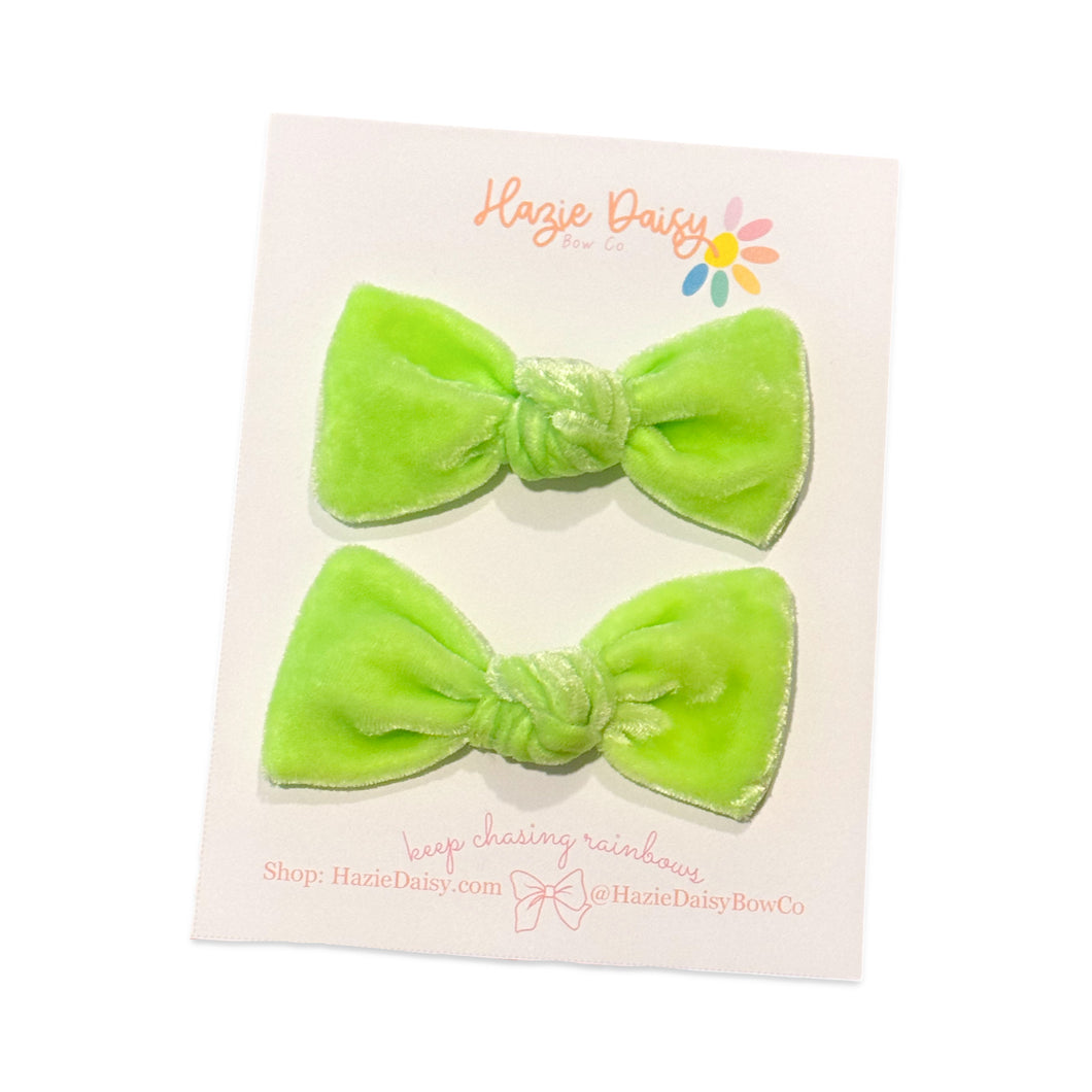 Green Lightning Velvet Pigtail Set